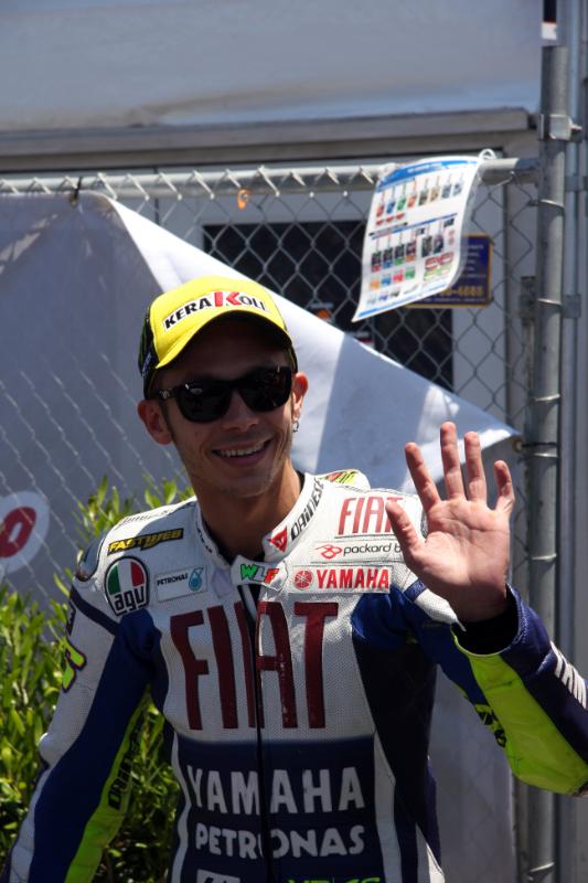 M09_5060.jpg - Valentino Rossi - The Doctor is in!